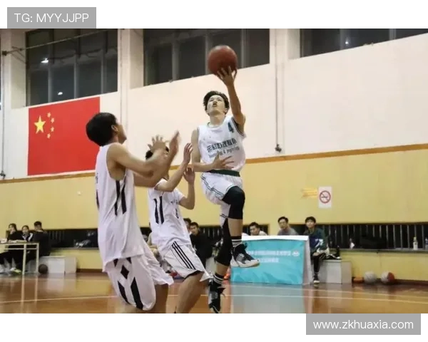 上海篮球队的默契配合与战术分析探讨